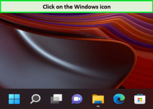 click-on-windows-icon-on-screen-USA