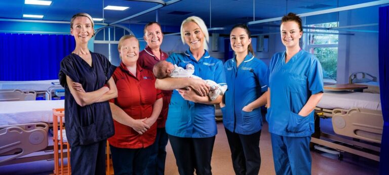 watch Belfast Midwives Outside UK