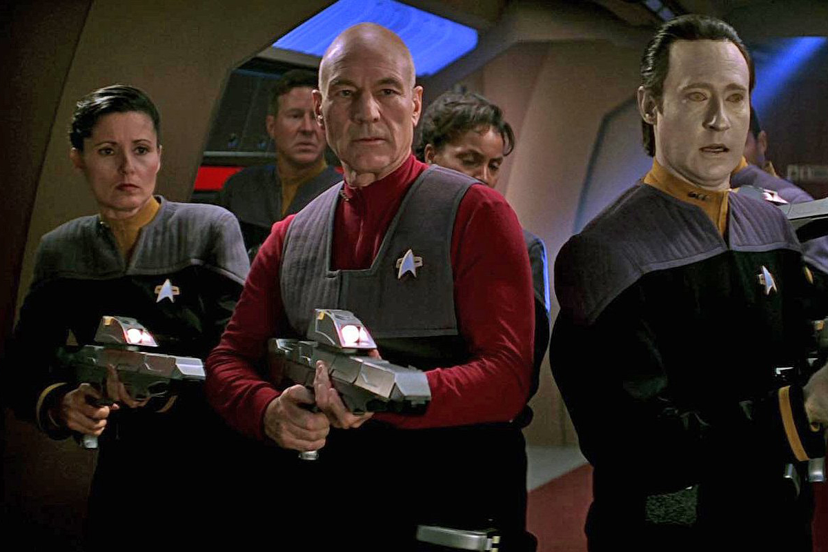  Star-Trek-Premier-Contact 